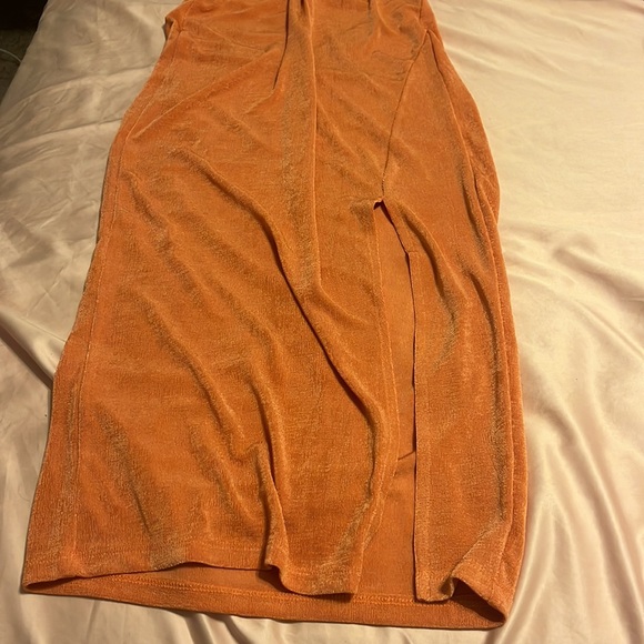 MIDI open side and back dress - Picture 4 of 8